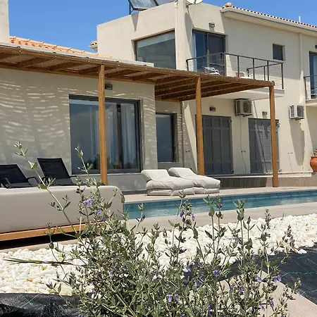 Alberi - Izla Homes Willa *