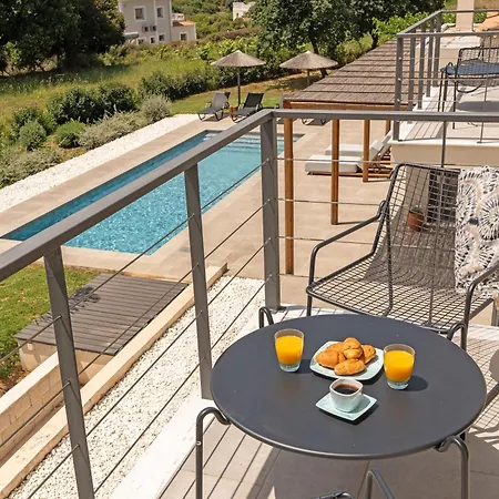 فيلة Alberi - Izla Homes *