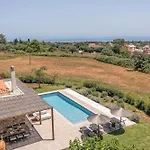 Alberi - Izla Homes Villa *