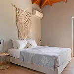 Villa Alberi - Izla Homes Skala (Kefalonia)