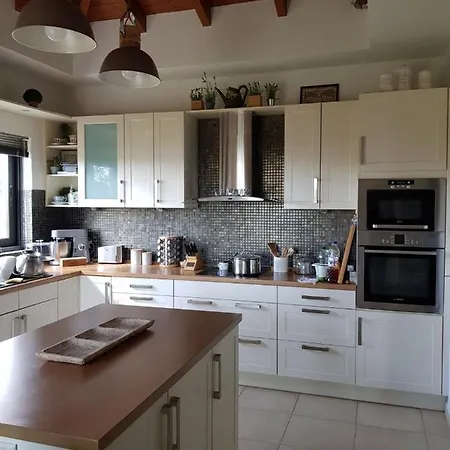 Villa Alberi - Izla Homes *