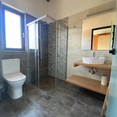 Villa Alberi - Izla Homes Skala (Kefalonia)