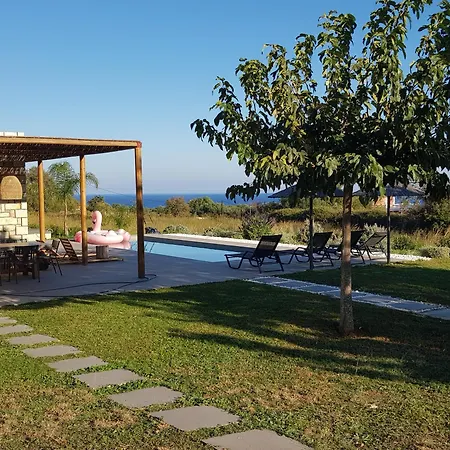 Alberi - Izla Homes Skala (Kefalonia)