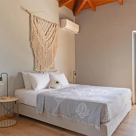 Villa Alberi - Izla Homes Skala (Kefalonia)